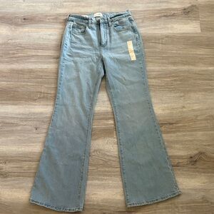 Universal thread high wait flare